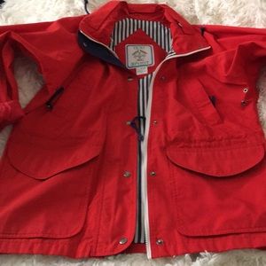 Izzi Spirit Hooded jacket